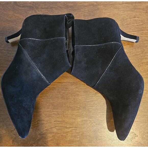 Donald Pliner Fayla Suede Ankle Boots Size 7 - Picture 6 of 11